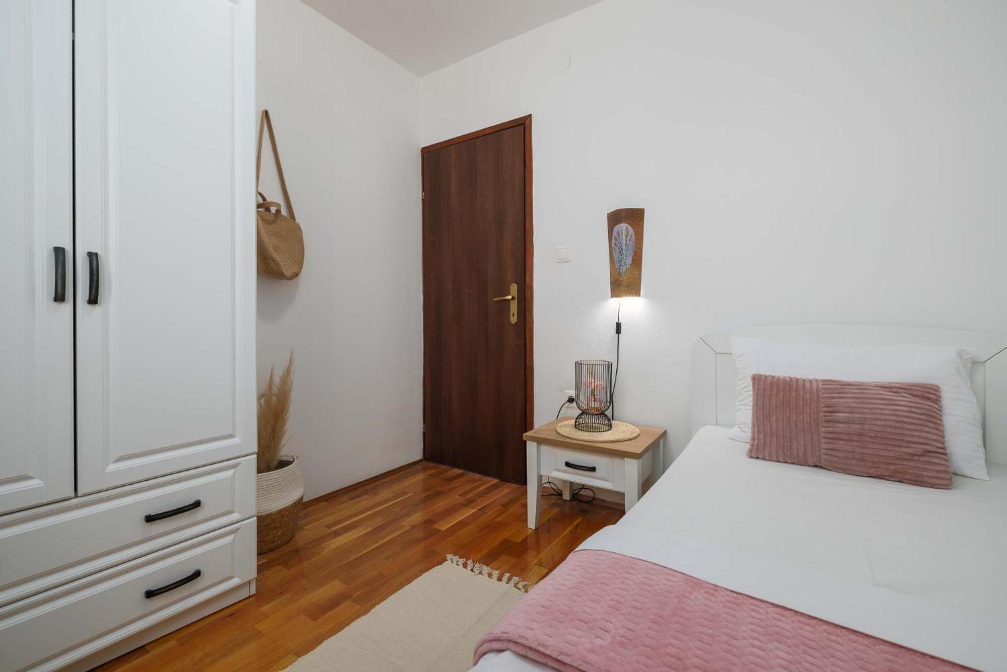 Apartment Marina Kornić Eksteriør billede
